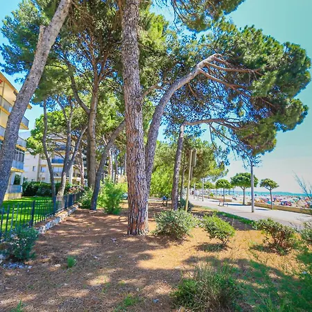 Litoral Costa Dorada - Miramar Only Families Апартаменты Камбрильс